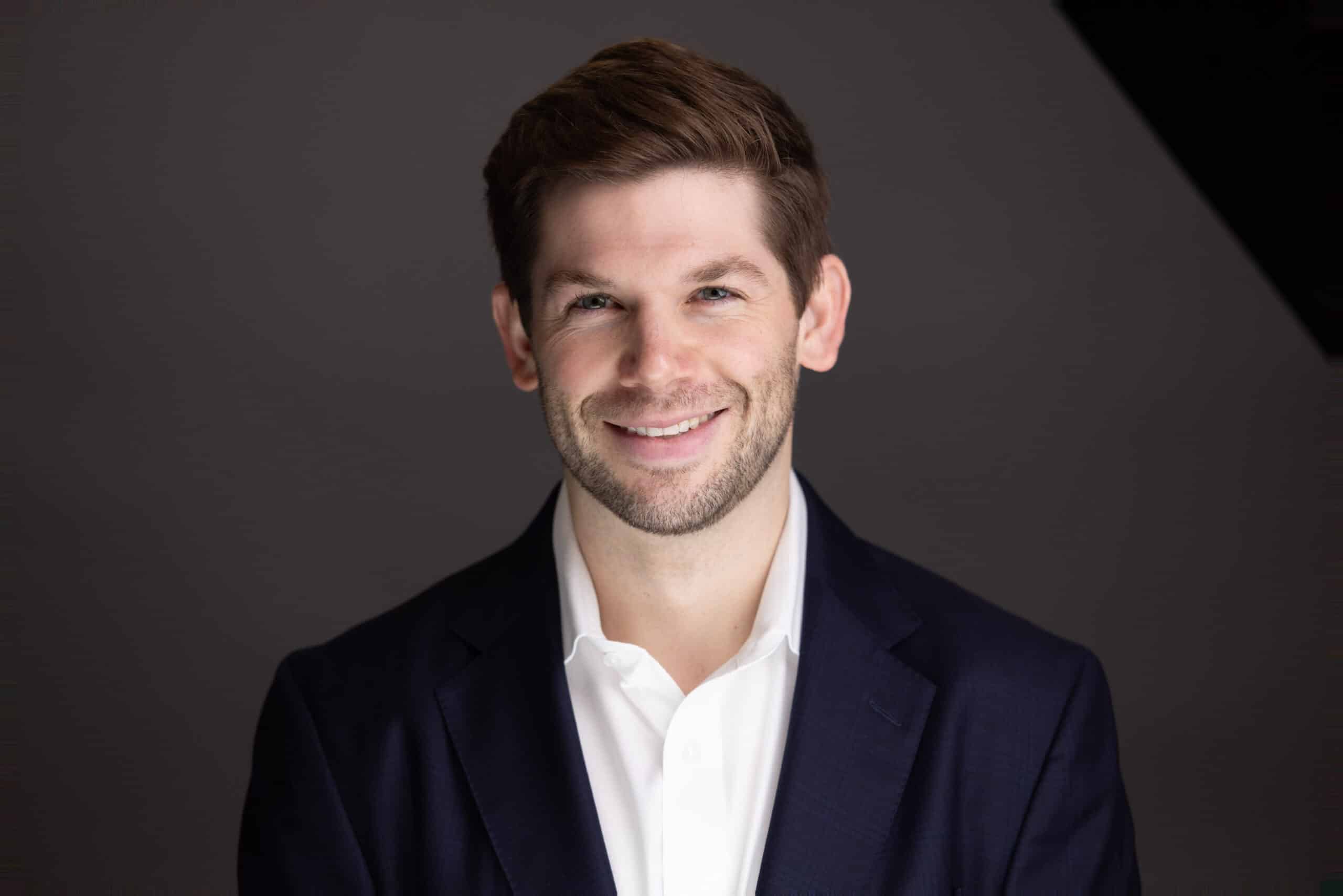 Dr. Drew Philips Headshot